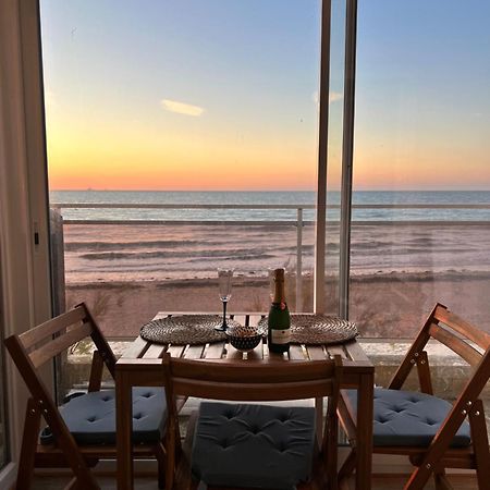 Mettons Les Voiles - Appt Vue Mer Avec Loggia Bernières-sur-Mer 外观 照片