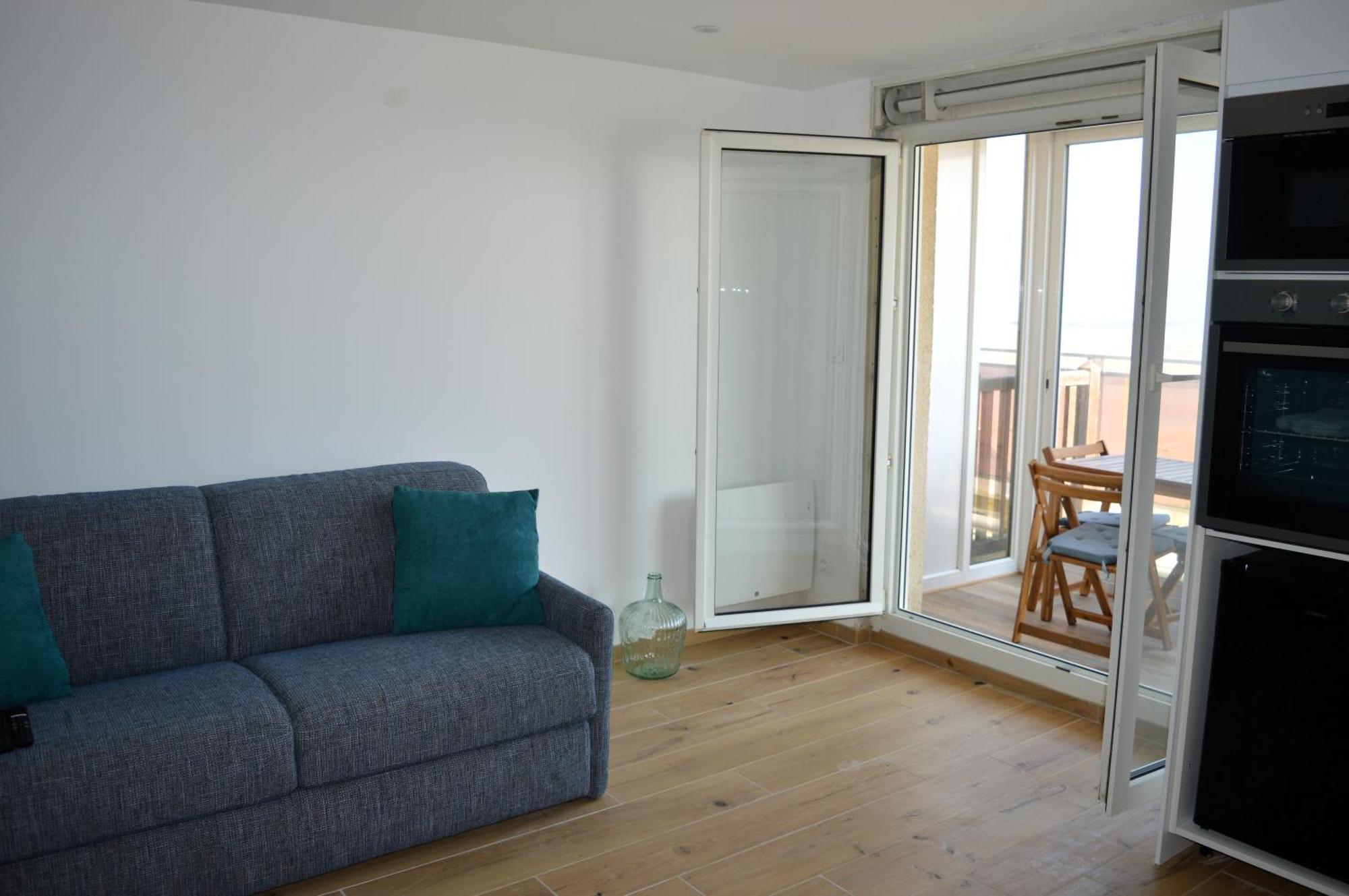 Mettons Les Voiles - Appt Vue Mer Avec Loggia Bernières-sur-Mer 外观 照片